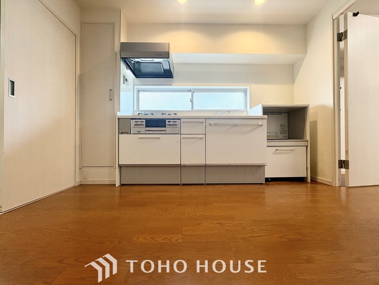 キッチン 【KITCHEN】◆家族のおはよう◆の声を笑顔で迎えてあげられるシステムキッチン。朝ごはんが楽しみでちょっと早起きしたくなるんです。