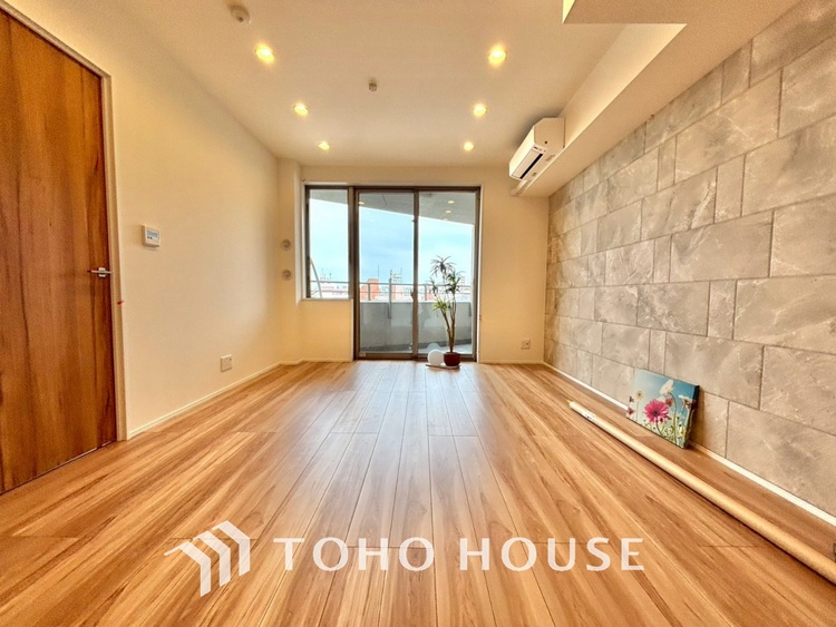 内装 「想像していた以上に広い」が写真を撮っているときの感想です。家事動線に配慮したプランによりご家族がくつろげる明るく広い空間が確保できました。