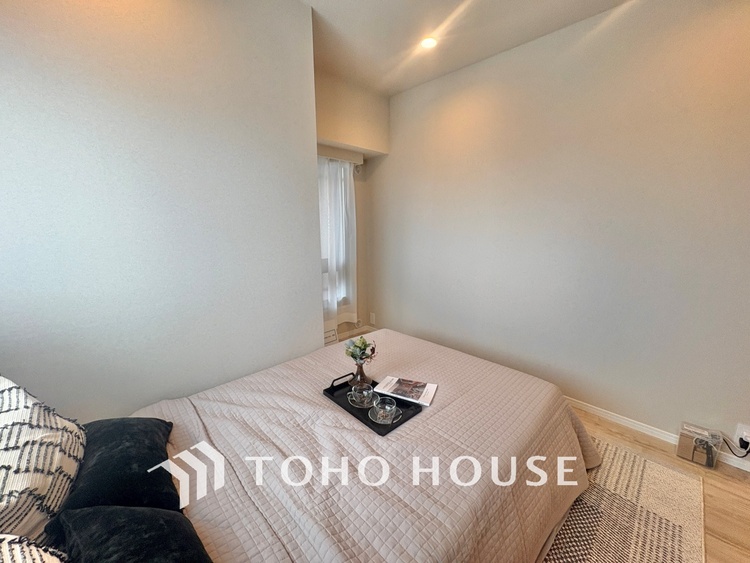 内装 風の通り道。舞い込んでくる風が優しく躍り、室内に爽やかな空気を運んでくる。