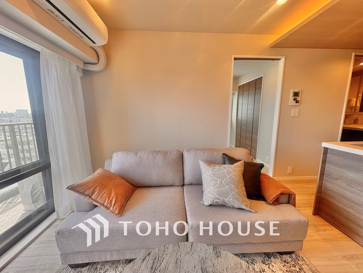 内装 「想像していた以上に広い」が写真を撮っているときの感想です。家事動線に配慮したプランによりご家族がくつろげる明るく広い空間が確保できました。