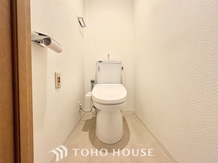 トイレ 【TOILET】◆快適◆な生活に不可欠。節水型の高性能トイレを新設。