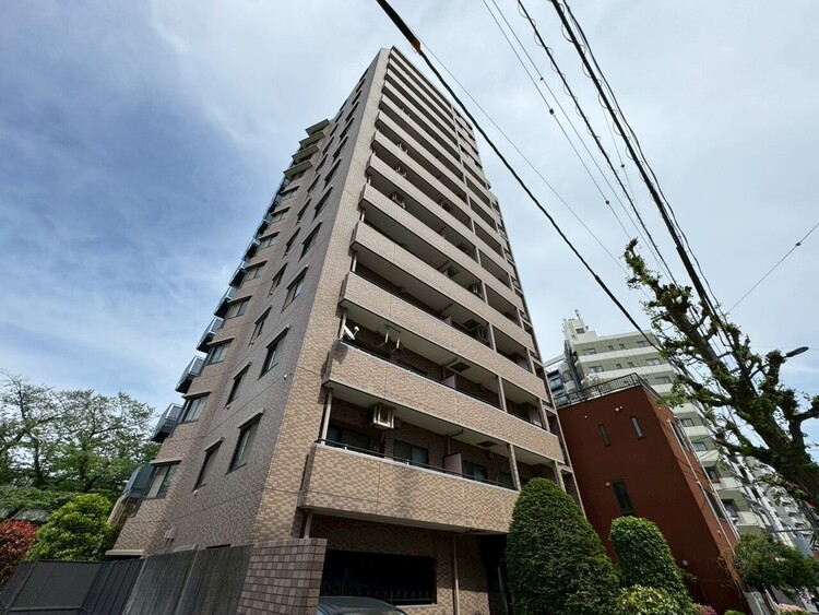 その他 飽きのこないシンプルモダンな外観です。