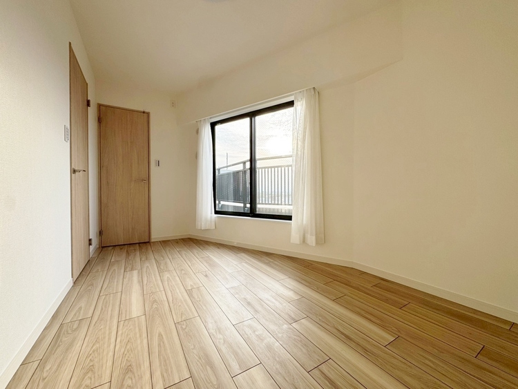 その他 清かで艶やかな時間をもたらしてくれる室内です。