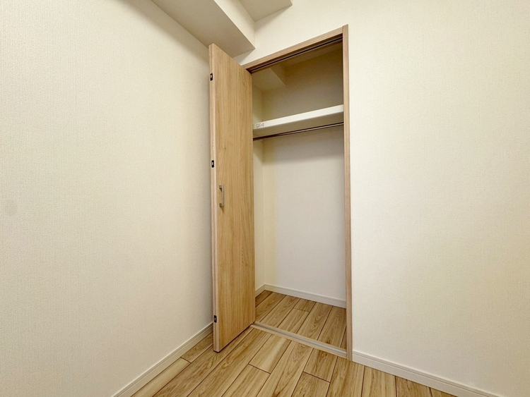 その他 収納スペースが付いていて、お部屋を広く使っていただけます。