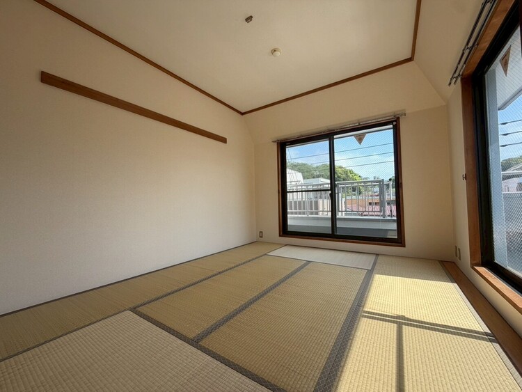 その他 清かで艶やかな時間をもたらしてくれる室内です。