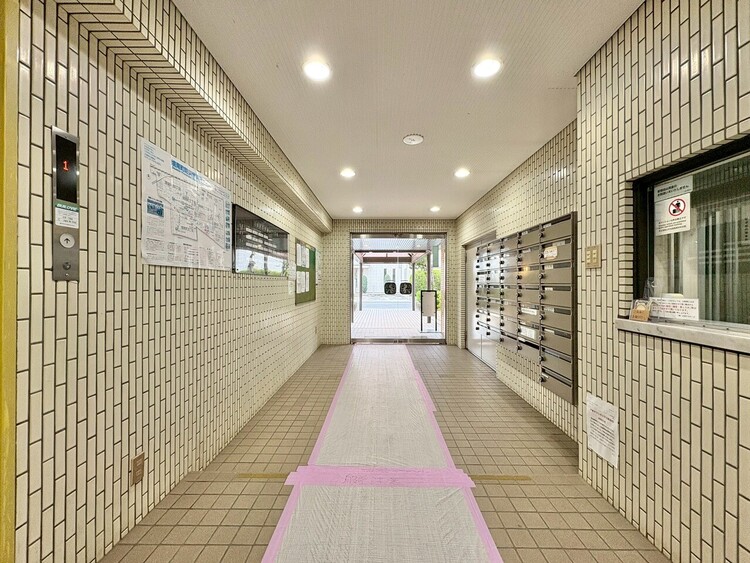 その他 館内は静寂な中が保たれており、管理が行き届いている印象を受けました。