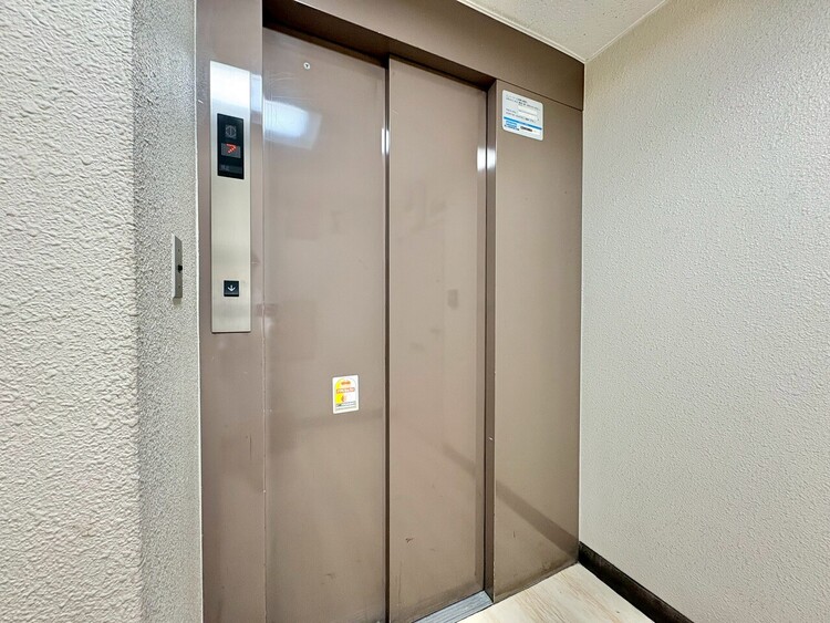 その他 エレベーター完備のため荷物が多くなっても安心。