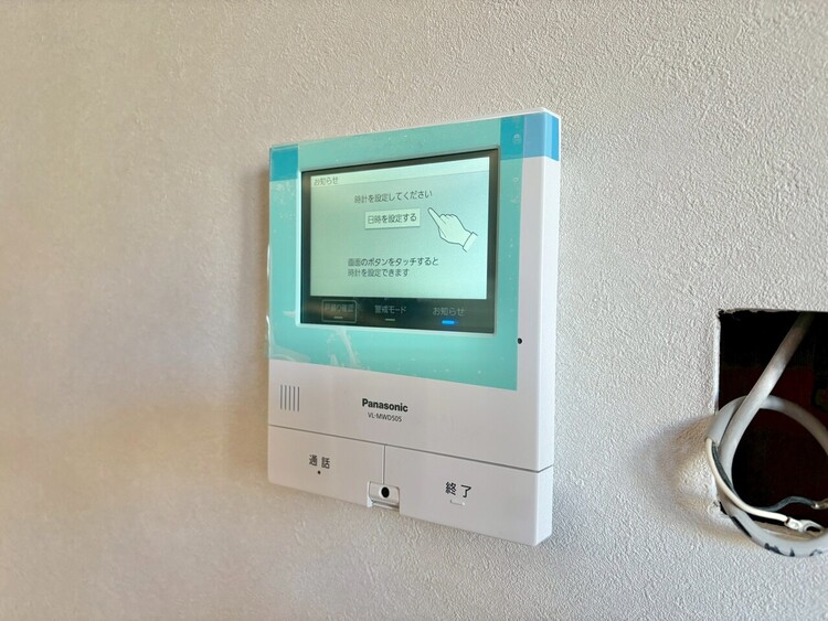 その他 誰が来てもわかる様にモニター付きインターホンを設置。