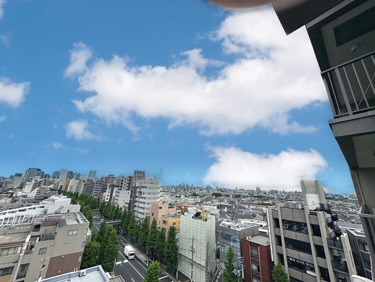 その他 眺望や窓からの景色が良いと、家で過ごす時間も快適です。