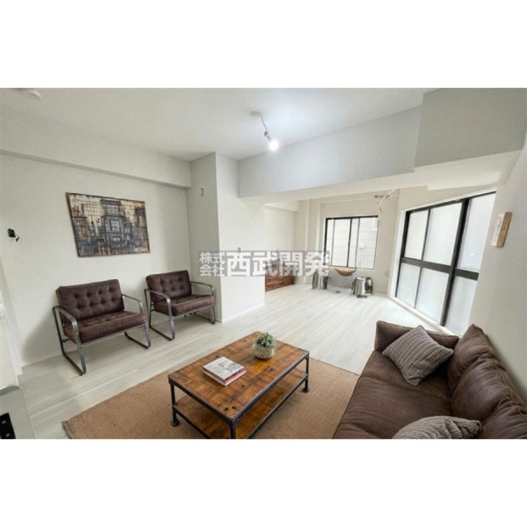 居間 家具や小物はCGによるイメージです