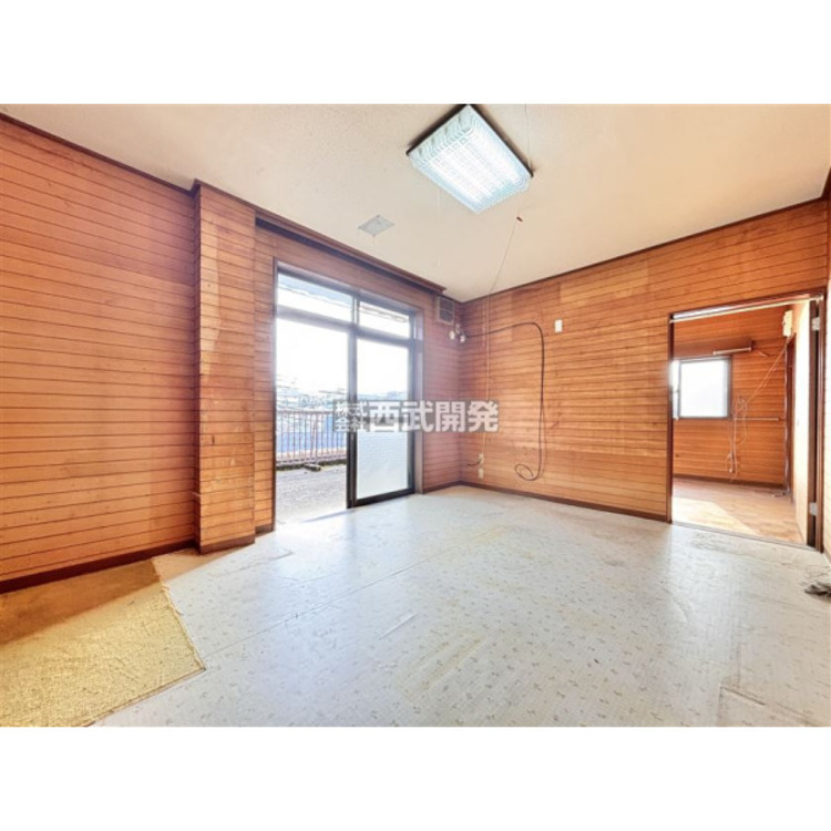 内装 照明器具等は価格に含まれません。