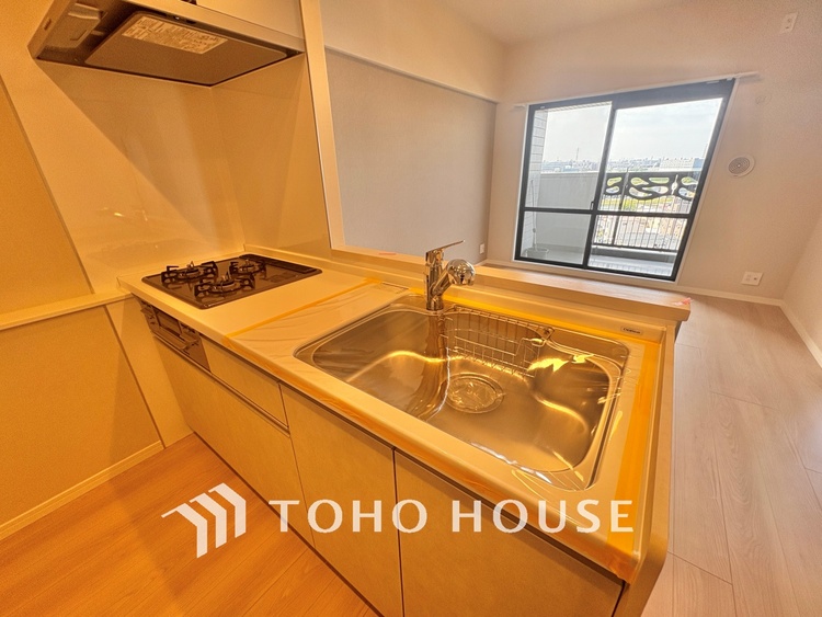 キッチン 奥のスペースまで有効に活用できます。奥まで上から見渡せるので、たまにしか使わない調理器具もサッと取出せます。