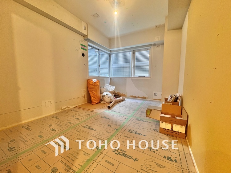 内装 【改装中】時を超えて愛されるデザインが、日常を特別なひとときへと昇華させます。この場所から、心満たされる豊かな食卓が始まります。