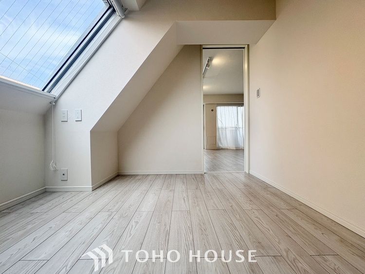 内装 【PRIVATE ROOM】◆快適◆な暮らしに不可欠な収納スペース。快適さとともに思い出も詰まっていく。