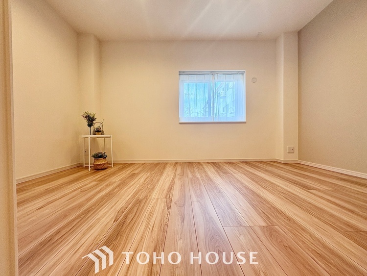 内装 感性を育むプライベートルームはシンプルでスマートな空間。好みの空間で読書をしたり、音楽を聞いたりと一人の時間も充実したものにできます。