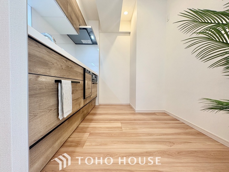 キッチン 【KITCHEN】◆家族のおはよう◆の声を笑顔で迎えてあげられるシステムキッチン。朝ごはんが楽しみでちょっと早起きしたくなるんです。