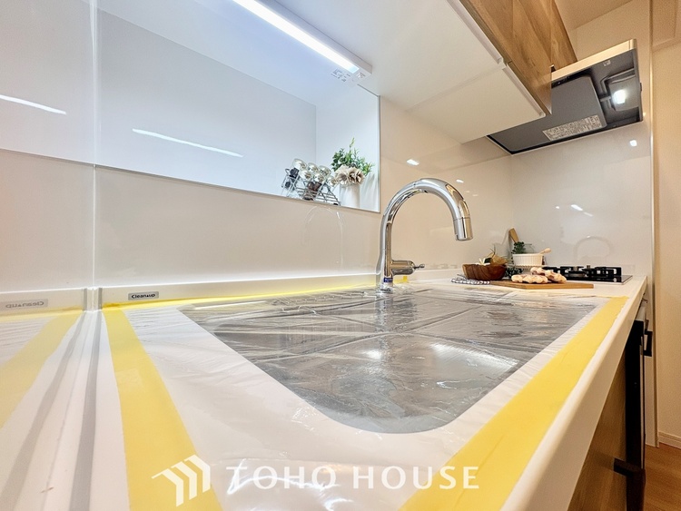 キッチン 【KITCHEN】◆Happy◆愛情たっぷりのお料理で家族にHappyを。システムキッチンがあなたをサポートしてくれます。