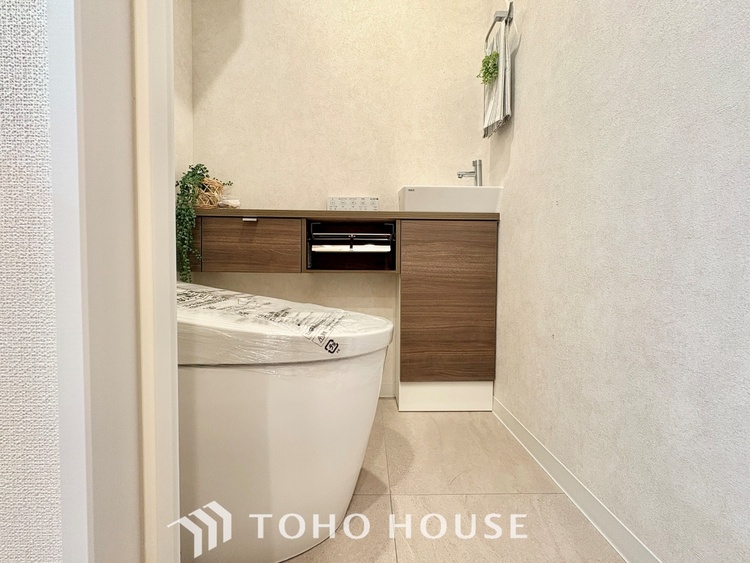 トイレ 【TOILET】◆快適◆な生活に不可欠。節水型の高性能トイレを新設。