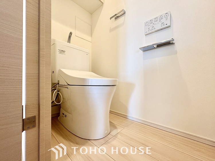 トイレ 【TOILET】◆快適◆な生活に不可欠。節水型の高性能トイレを新設。