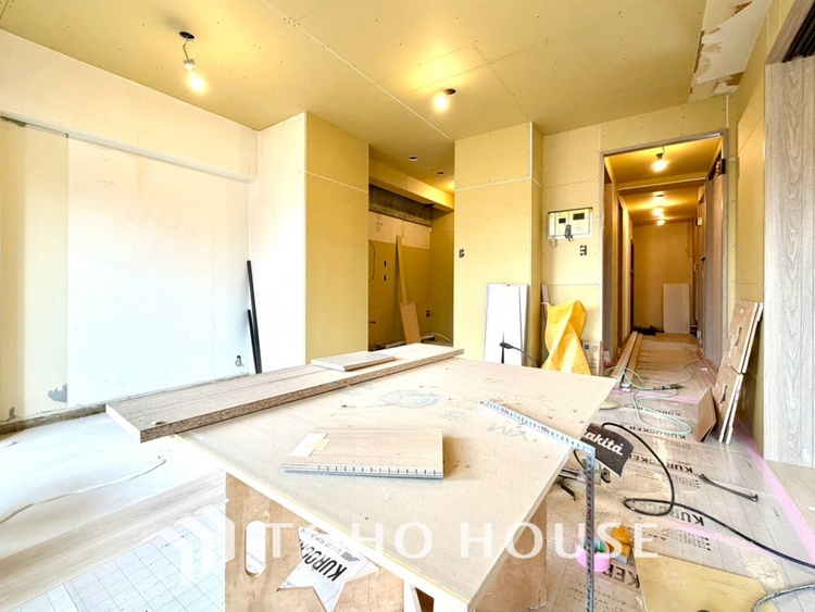 内装 現在改装中◆眩い◆光が燦々と入り、家族の笑顔を照らす。「いつまでも続いて」と願う夢のような毎日がここにある。