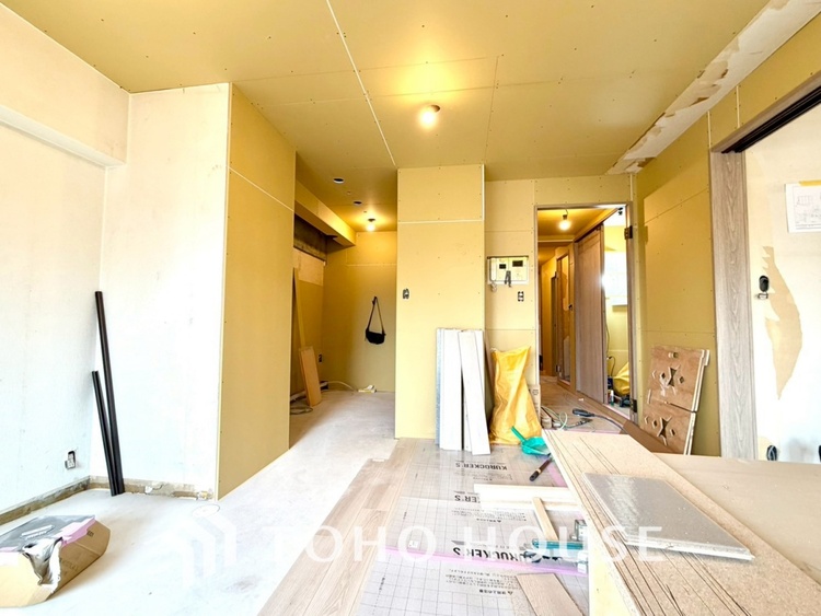 内装 現在改装中◆扉を◆開くとこの景色。家族の”おかえり”の声が聞こえてきそう。