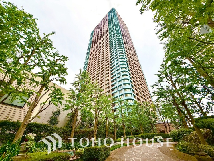 外観 【APPEARANCE】◆眩い◆光が燦々と入り、家族の笑顔を照らす。「いつまでも続いて」と願う夢のような毎日がここにある。