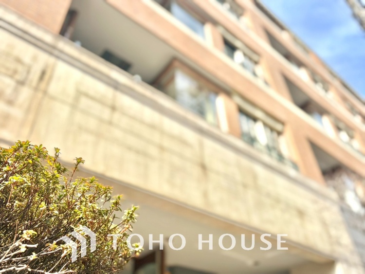 外観 【APPEARANCE】◆Sunshine◆光が燦々と入り、いるだけで気持ちいい。「開放的でゆとりあるお部屋です。」