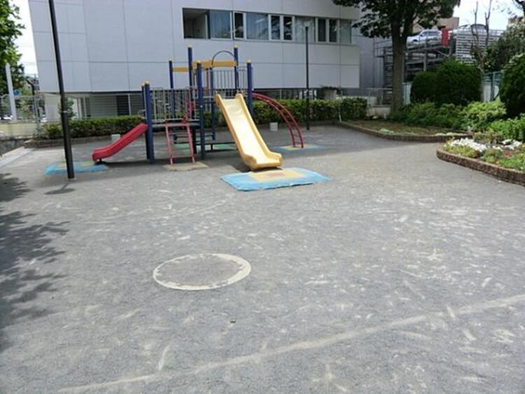 周辺 平塚公園　170ｍ