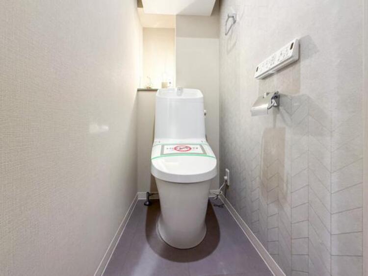 トイレ 清潔感のあるシンプルで使いやすいトイレです。