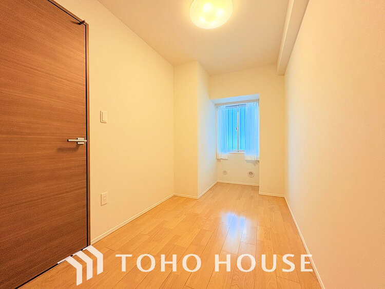 内装 シンプルですっきりとした室内は飽きのこない居心地の良い雰囲気