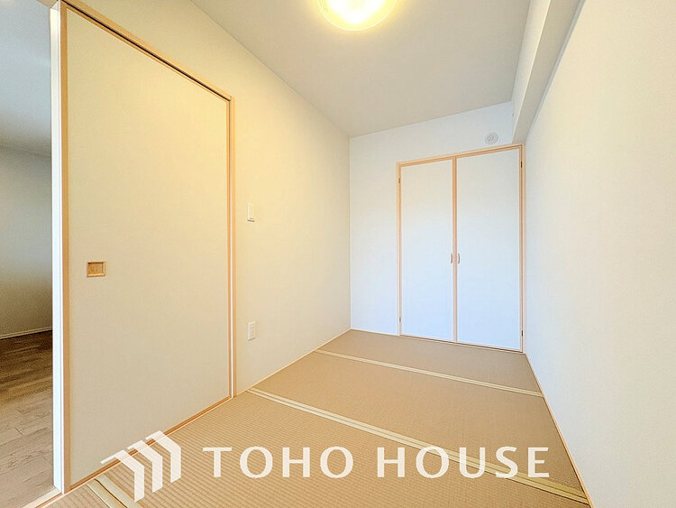 内装 客間はもちろん、個人のスペースにも使える和室