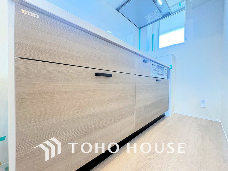 キッチン シンプルな部屋の雰囲気に溶け合うナチュラルキッチン