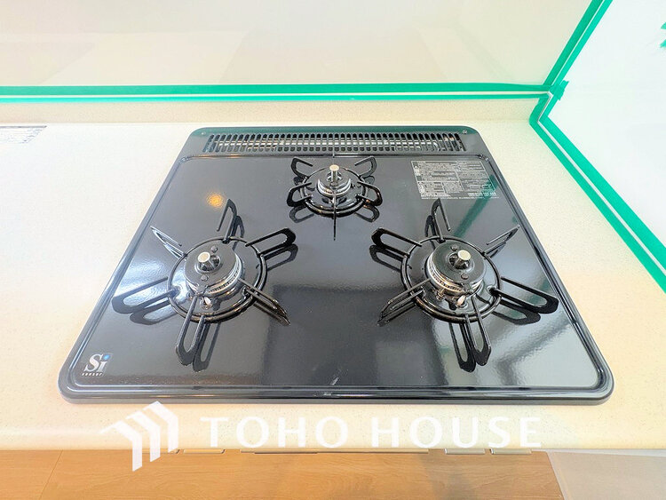 その他 3口ガスコンロでお料理のスピードもUP。効率よくお料理できますね