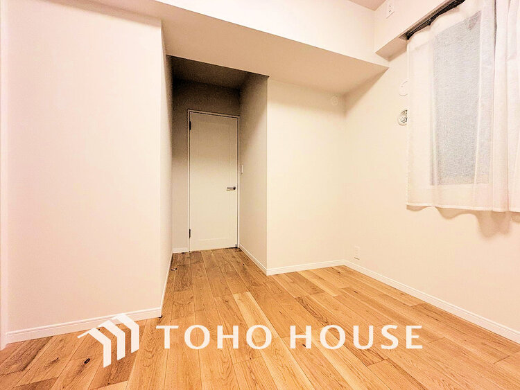 内装 シンプルですっきりとした室内は飽きのこない居心地の良い雰囲気