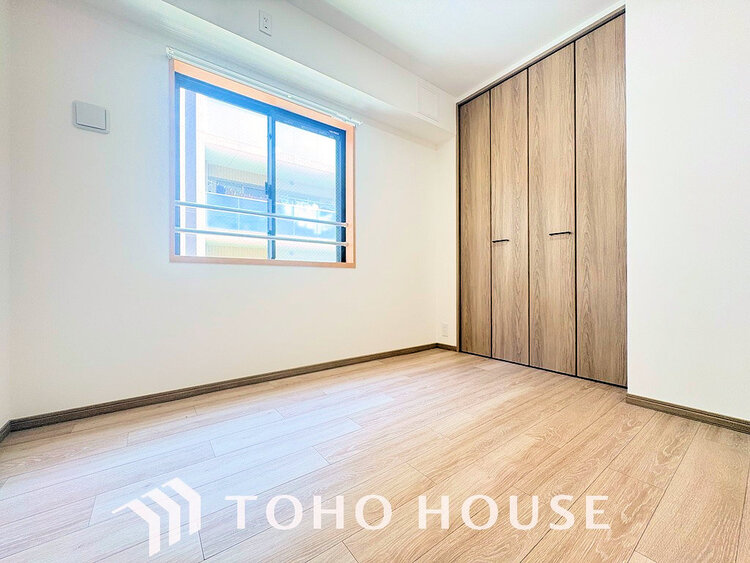 内装 1日の疲れを癒し、心地よく寛げるようゆったりとした広さをしています