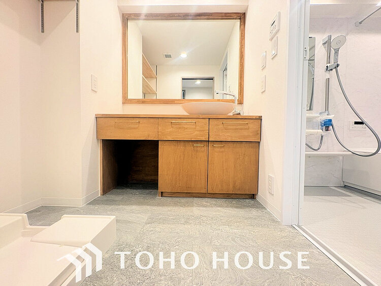 洗面 清潔感のある脱衣場