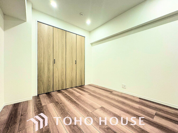 内装 シンプルですっきりとした室内は飽きのこない居心地の良い雰囲気