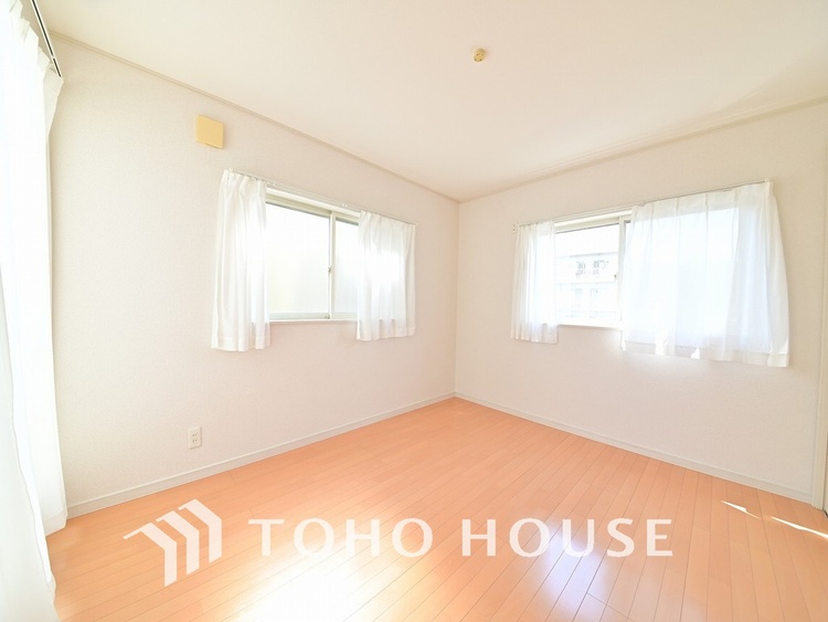 内装 家具の配置のし易い室内です。趣味の部屋としても充分な広さです