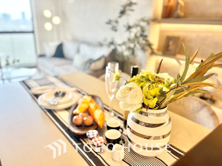 内装 寝室は一日の疲れを癒す大切な空間。快適で落ち着けるおすすめの間取りです。