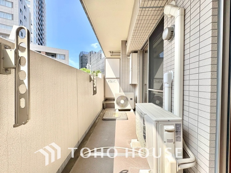 バルコニー 【BALCONY】◆Open new door◆扉の向こうには青空が広がっている。