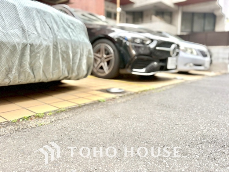 駐車場 【PARKING】◆愛車を◆安全に駐車できる駐車場がございます。