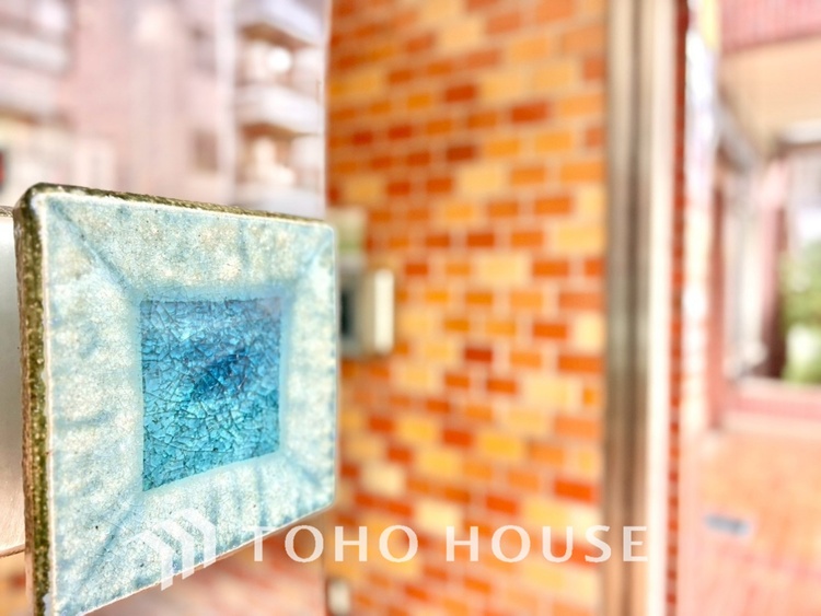 その他 【ENTRANCE】◆そびえ立つ◆我が家のシンボル。遠くの空が赤く染まる夕べが待ち遠しい。