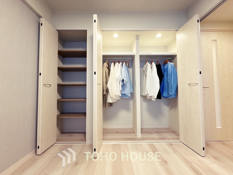 内装 【PRIVATE ROOM】◆属毛離裏◆子は父を手本とし、母に愛育されて成長する。家族の深い繋がり。いつまでも大切にしたい。