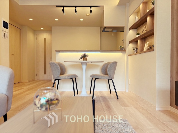 内装 【LIVING】◆Sunshine◆光が燦々と入り、いるだけで気持ちいい。「開放的でゆとりあるお部屋です。」