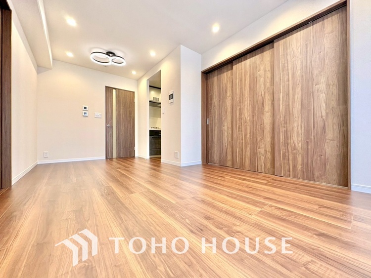 内装 【LIVING】◆住む喜び、楽しさ、感動◆を君と共有したい。いつまでもずっと家族を見渡せるこの広い空間で。