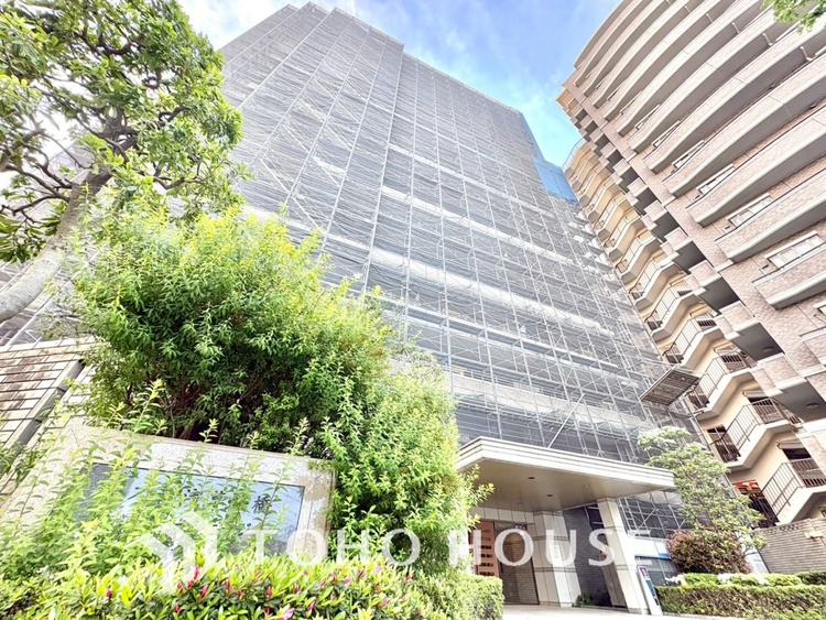 外観 【APPEARANCE】◆陽光◆が差し込む。この開放的な空間に家族の笑顔が集う。家族が一緒に過ごす空間は明るく、そして居心地よく。