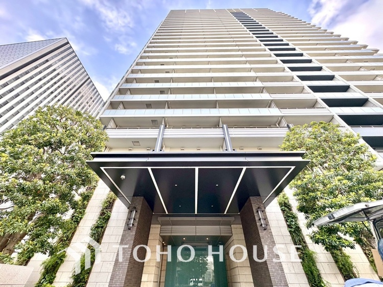 外観 【APPEARANCE】◆眩い◆光が燦々と入り、家族の笑顔を照らす。「いつまでも続いて」と願う夢のような毎日がここにある。