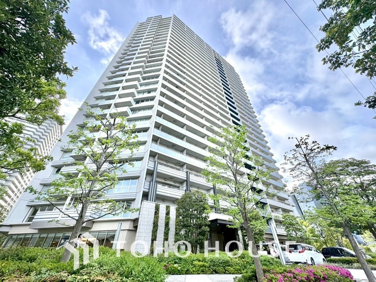 外観 【APPEARANCE】◆陽光◆が差し込む。この開放的な空間に家族の笑顔が集う。家族が一緒に過ごす空間は明るく、そして居心地よく。