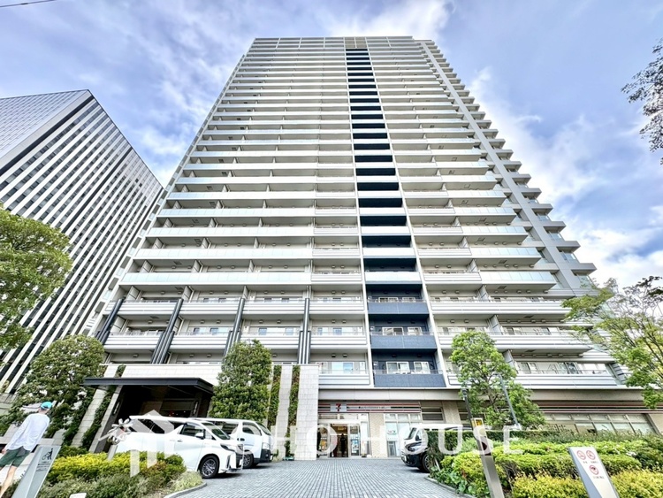 外観 【APPEARANCE】◆住む喜び、楽しさ、感動◆を君と共有したい。いつまでもずっと家族を見渡せるこの広い空間で。