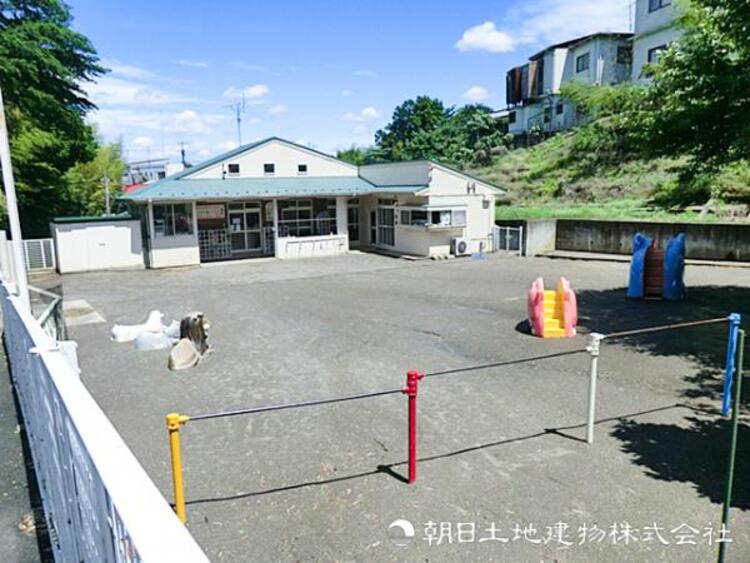 周辺 【池辺保育園】670ｍ　遊びや基本的な生活を大切にする、のびのびとした保育が魅力です。ひとりひとりにしっかり対応する柔軟性と、親御様の負担の少なさが共働き世帯にも安心です。
